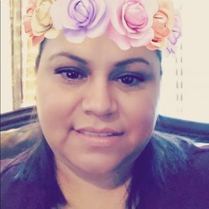 Meet your Posher, Manuela